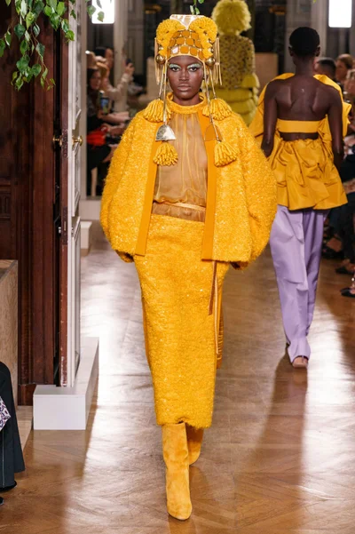 Look 3